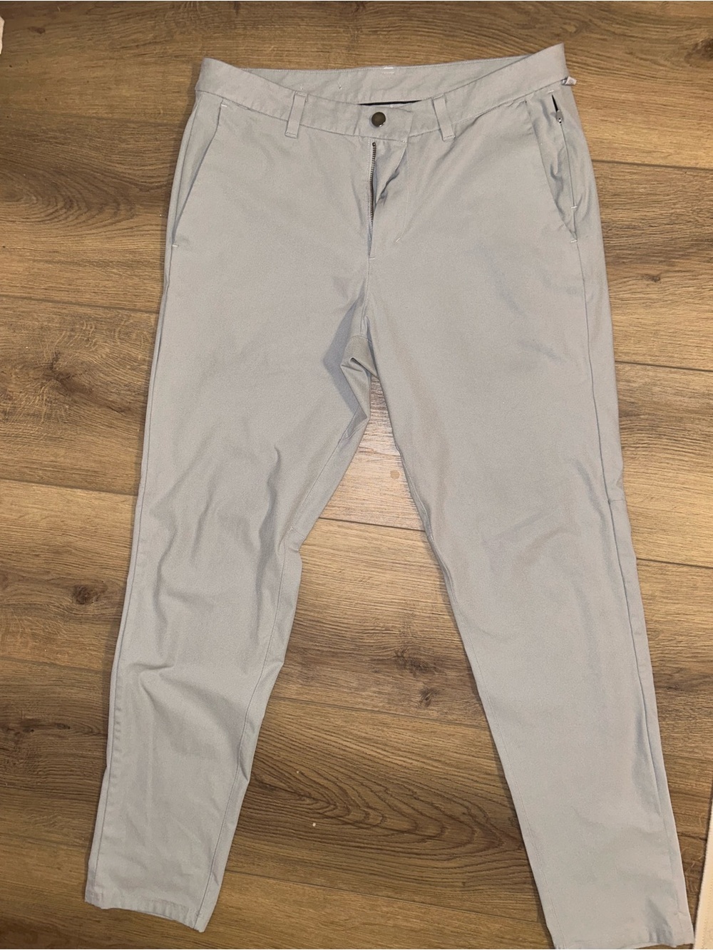 Lululemon ABC Classic Fit Silver Drop trouser Men's Light Gray Casual Chinos